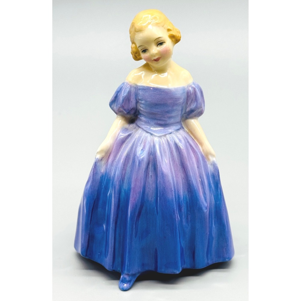 Royal Doulton Figurine Marie HN1370 Vintage Bone China England